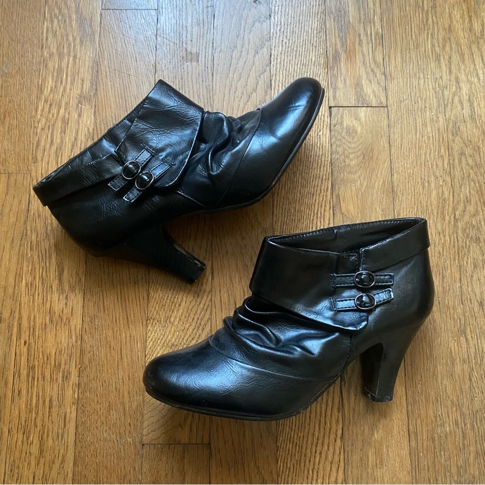 Madden girl booties - black leather - 8.5